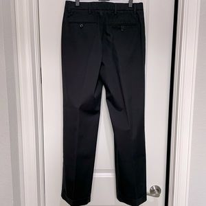 Dockers Iron Free Khaki Classic Fit D3 black 30x32